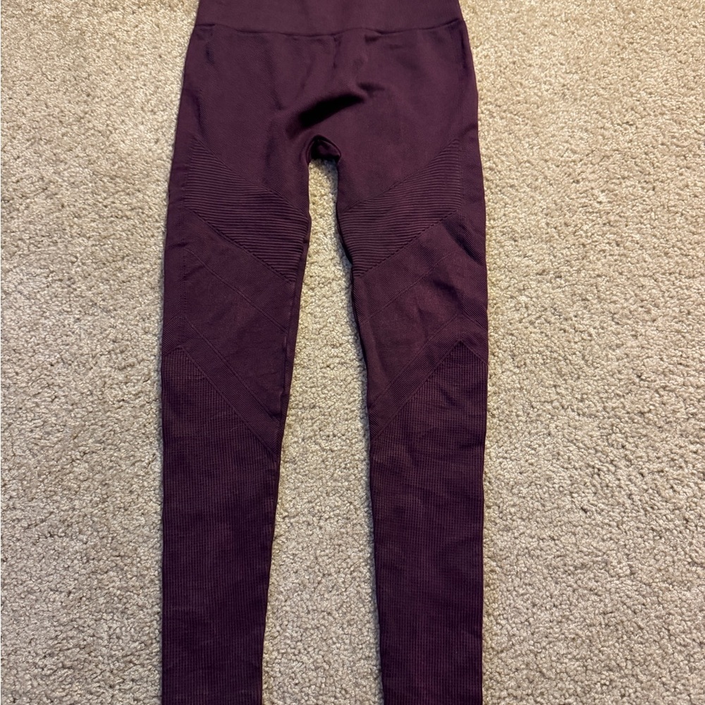Nikibiki Purple Leggings